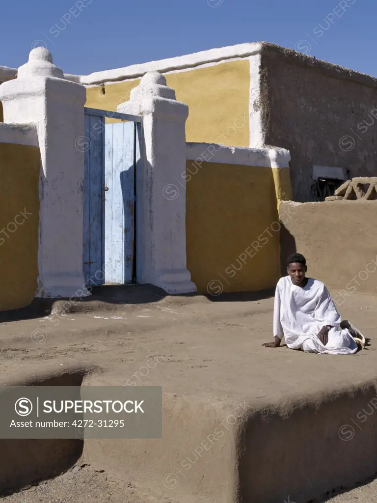 Traditional Nubian architecture, plasterwork and decoration of the doorways and compounds to houses at Qubbat Selim.
