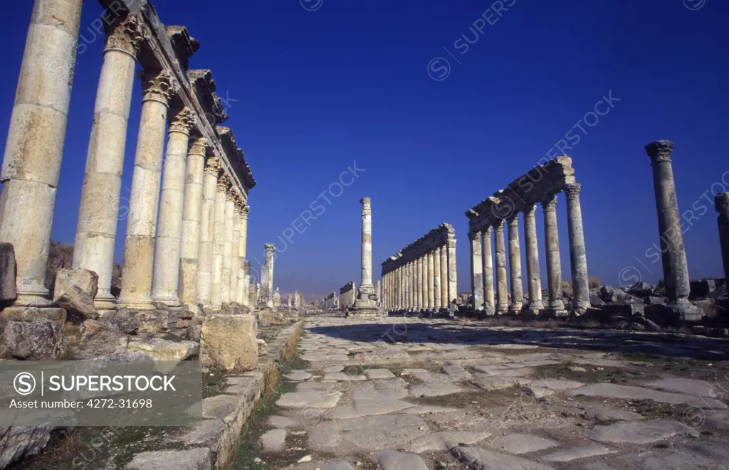 Cardo Maximus of Greek city of Apamea C1th