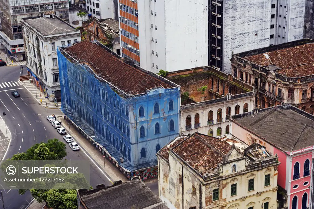 Brazil, Bahia, Salvador. Within the historic Old City, a UNESCO World Heritage site, looking down on the decaying colonial facade in the lower town (Cidade Baixa) which lie outside the UNESCO area of conservation.