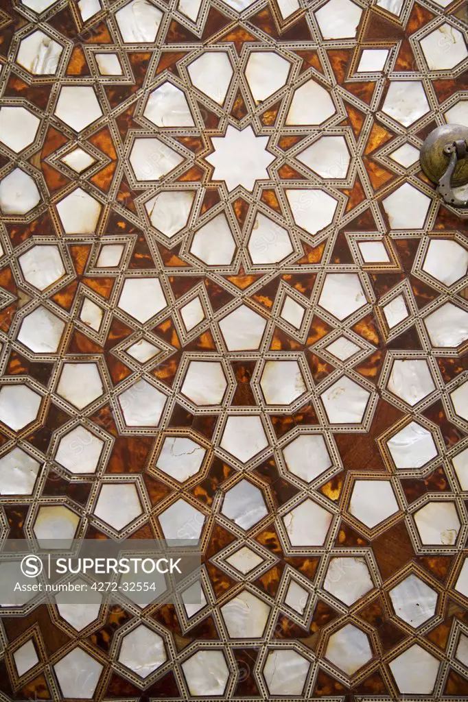 Beautiful lattice work decorates the harem in the Topkapi Palace, home to the Ottoman Sultans until 1853, Istanbul, Turkey