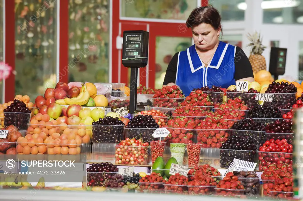 Ukraine, Kiev, Bessarabsky Rynok market