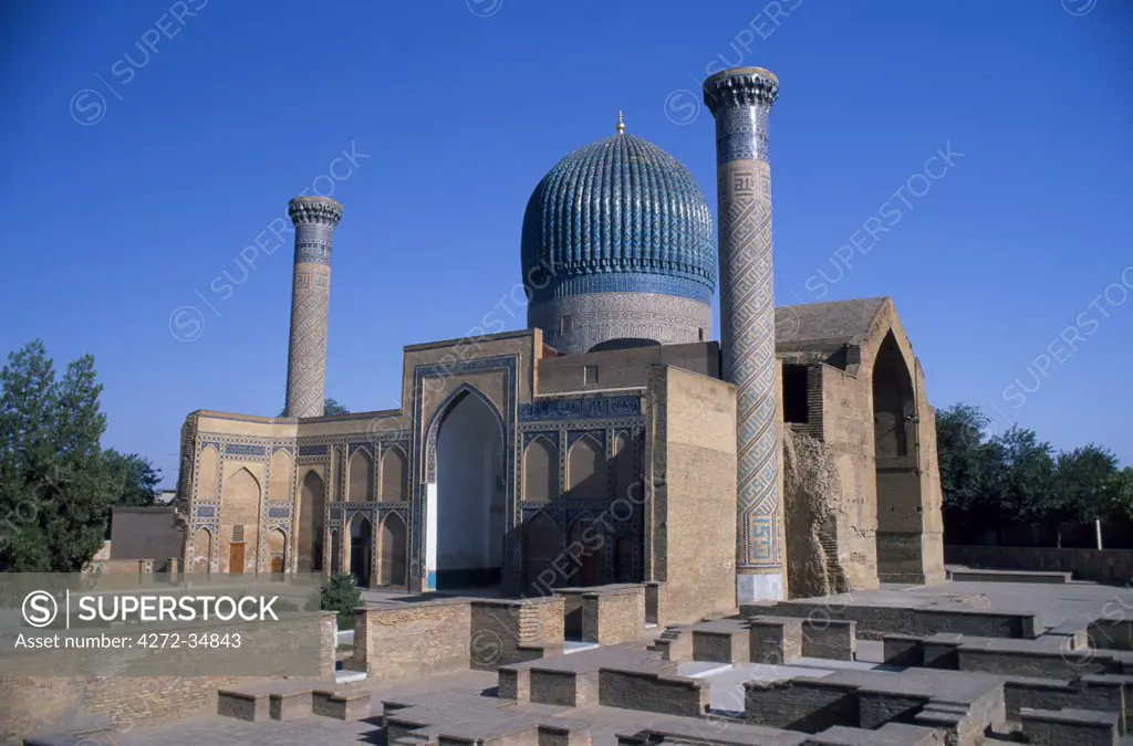 Gur-e Mir mausoleum, commissioned by Timur for his grandson and heir Muhammed Sultan who died campaining in 1404.  In 1405 Timur too died and was placed in Gur-e Mir along with other princes, including the assassinated Ulugh Beg.