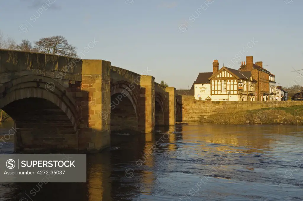 Wales, Wrexham, Bangor-on-Dee. The cobbled 17th Century bridge, designed by Inigo Jones, spans the Dee at Bangor-on-Dee.
