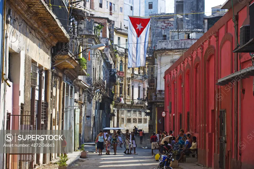 The Caribbean, West Indies, Cuba, Central Havana, colourful street