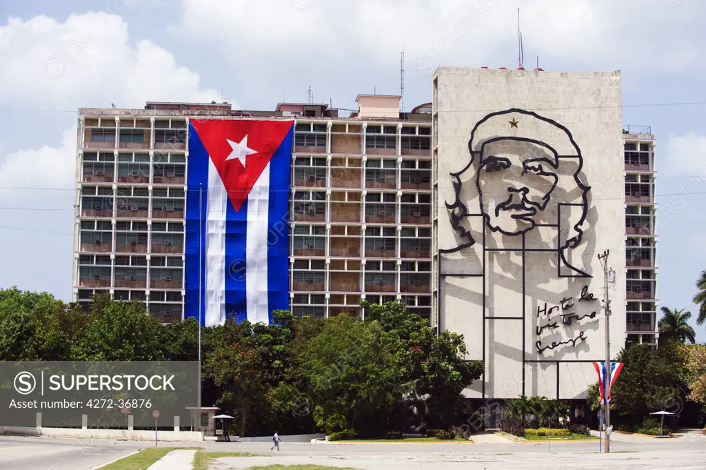 The Caribbean, West Indies, Cuba, Havana, Vadedo, Che Guevara and Cuban flag, Revolution Square