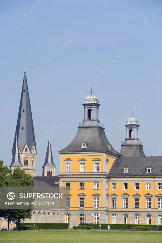 Europe, Germany, Westphalia, North Rhineland, Bonn, University of Bonn and tower of Bonn Minster Papal basilica.