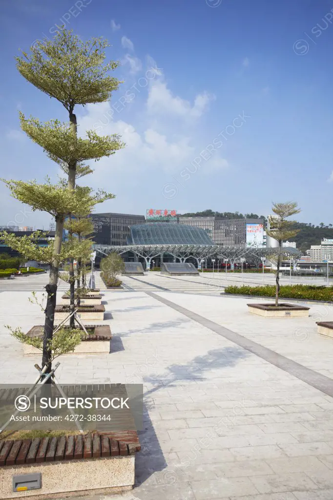 Guangzhou East Railway Station, Tianhe, Guangzhou, Guangdong Province, China