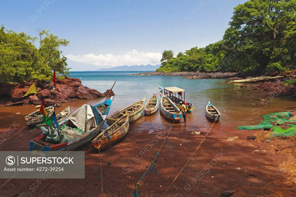 Africa, Sierra Leone, Freetown Peninsula, Banana Islands, Ricketts Harbour.