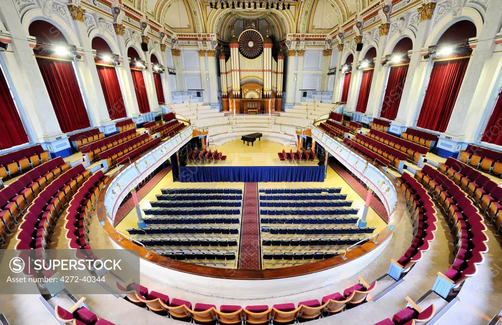Europe, England, West Yorkshire, Huddersfield Town Hall