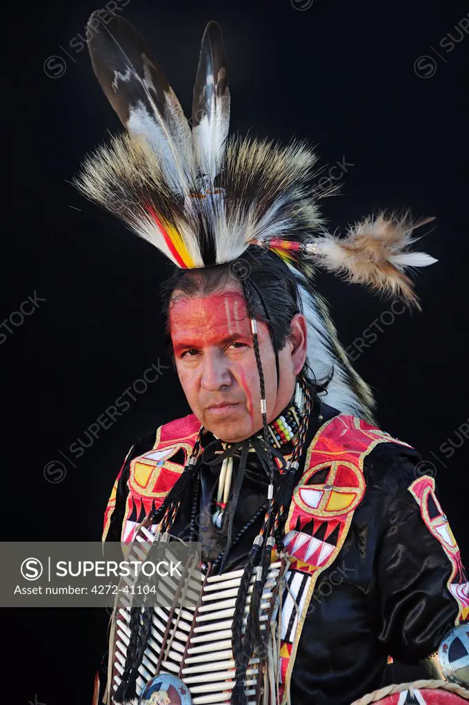 Native Indian Man, Lakota South Dakota, USA MR