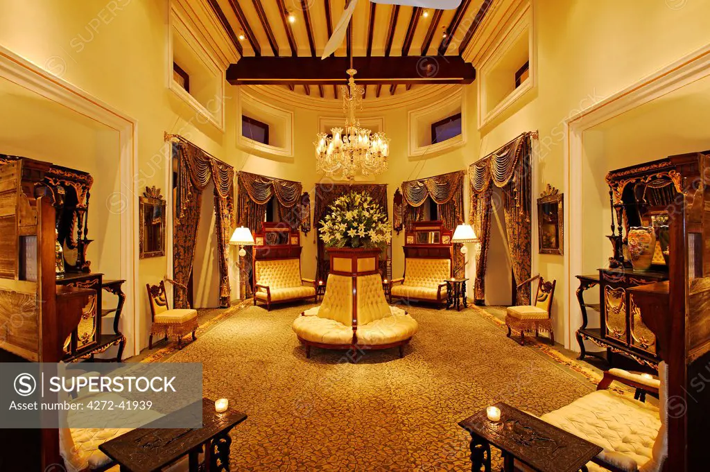 India, Andhra Pradesh, Hyderabad. The Princes Room at the Falaknuma Palace Hotel.