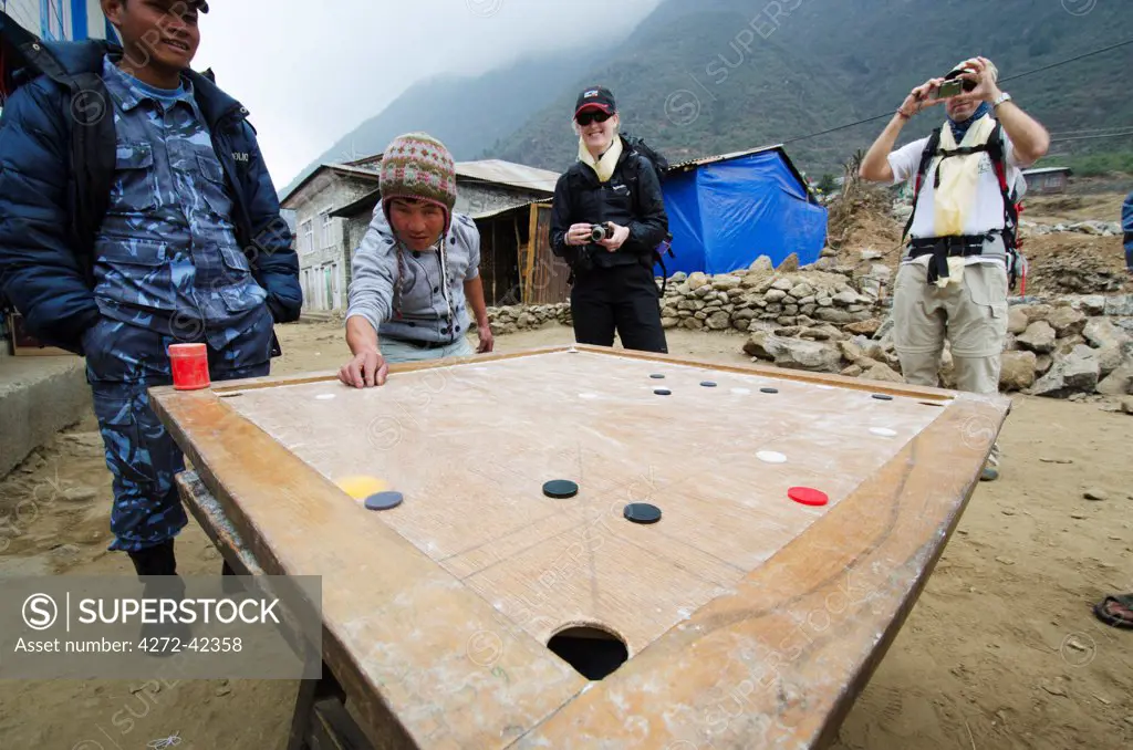 Asia, Nepal, Himalayas, Sagarmatha National Park, Solu Khumbu Everest Region, Unesco World Heritage Site, Carom board game