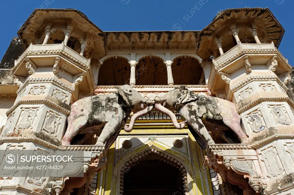 India, Rajasthan, Bundi. Hathi Pol, or elephant gate, marks the main entrance to Bundi's royal palace, one of Rajasthan's most atmospheric and evocative Rajput buildings.