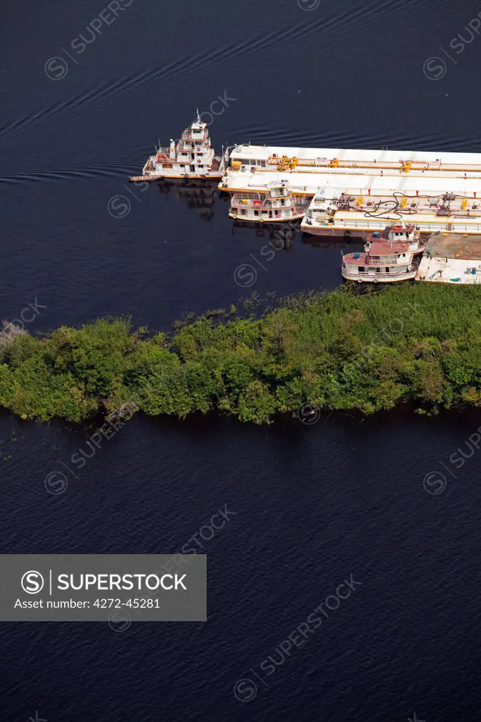 Brazil, Amazonas, Waldecir Rodrigues Mustafa tug dock on the Rio Negro in Manaus in the Brazilian Amazon