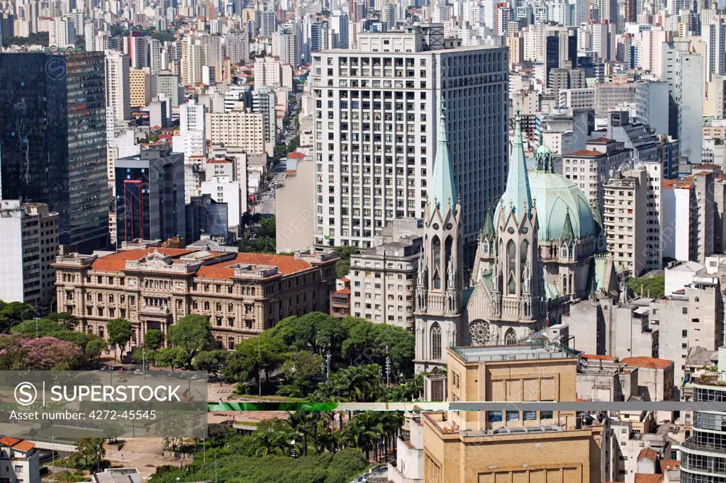 South America, Brazil, Sao Paulo; view of the Palace of Justice, the Metropolitan Cathedral of Sao Paulo and square with the Liberdade neighbourhood behind, as seen from the top of the Banespa Tower
