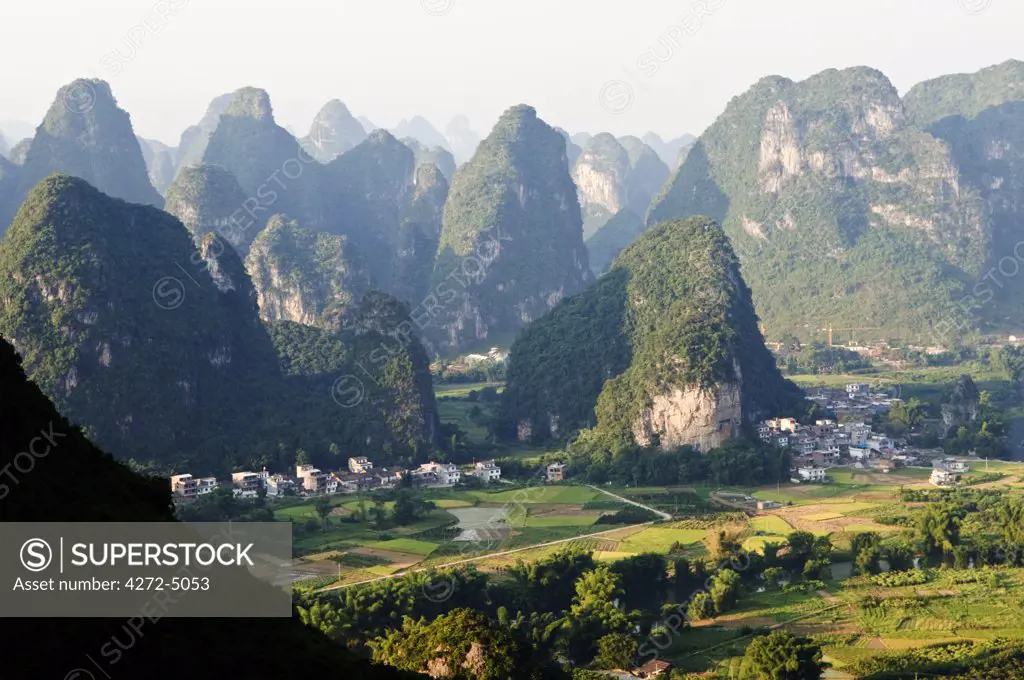 China, Guangxi Province, Yangshuo near Guilin. Karst limestone mountain scenery