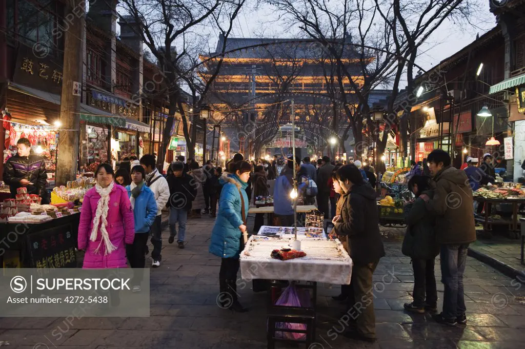 China, Shaanxi Province, Xian, market in muslim quarter near city gate