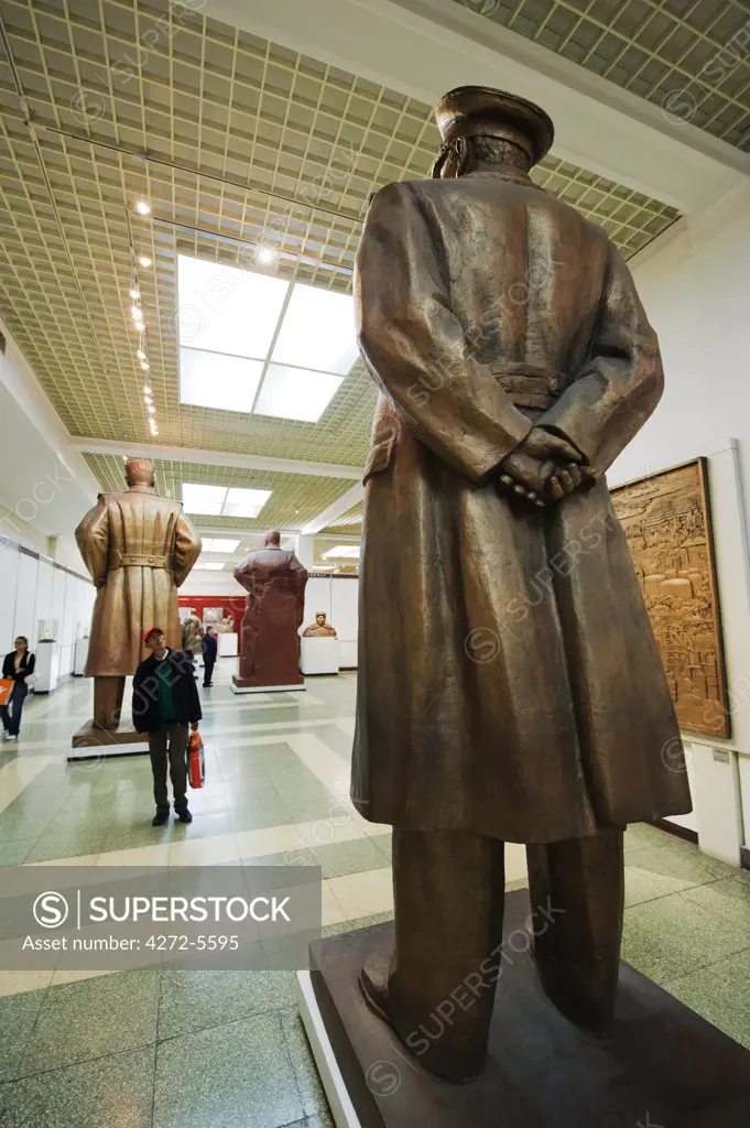 China, Beijing, Mao statue at the Military Museum