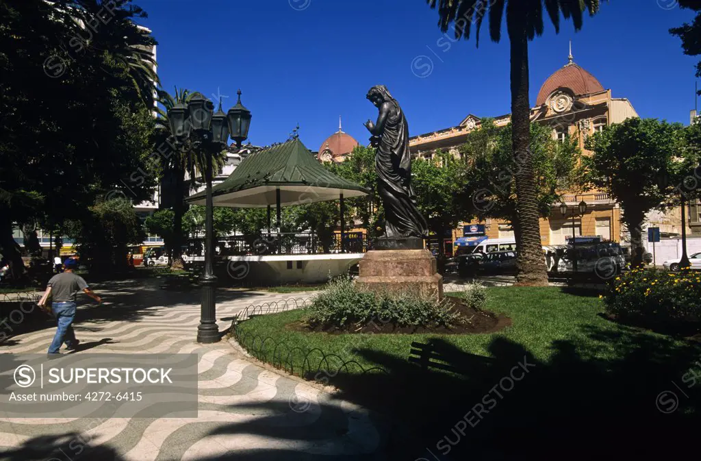 Plaza Victoria, Valparaiso, Region V, Central Chile