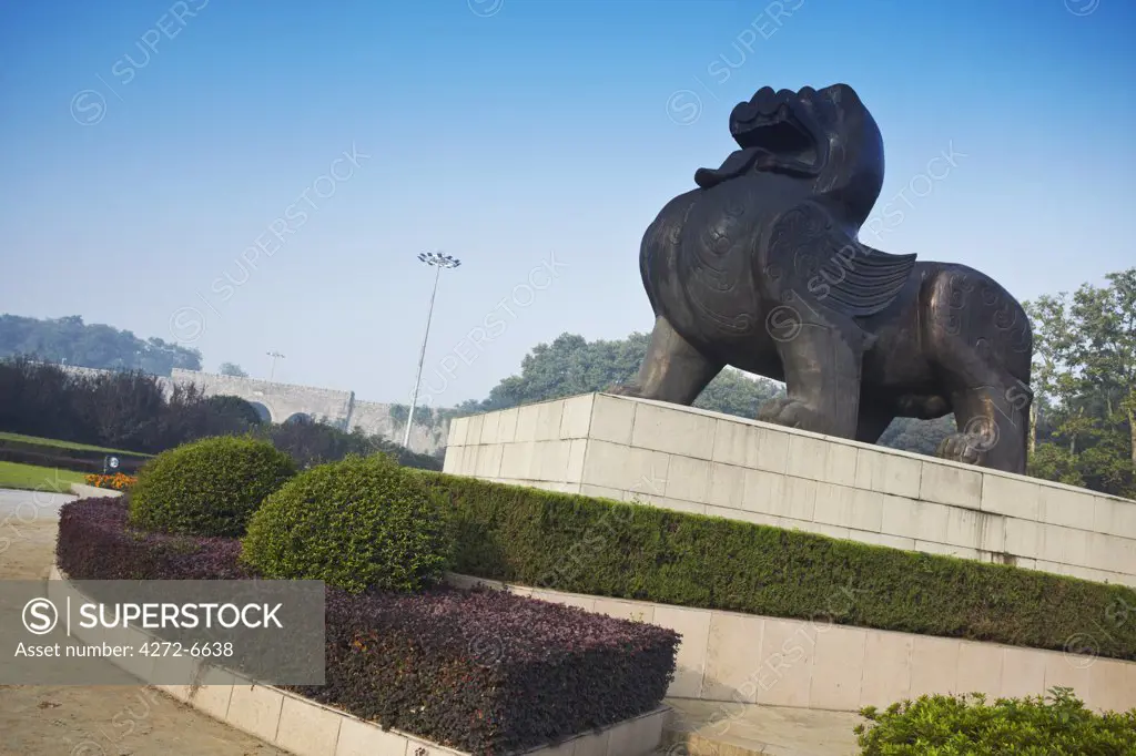 Statue of lion outside Zhongshan Men (Zhongshan Gate) of old city wall, Nanjing, Jiangsu, China