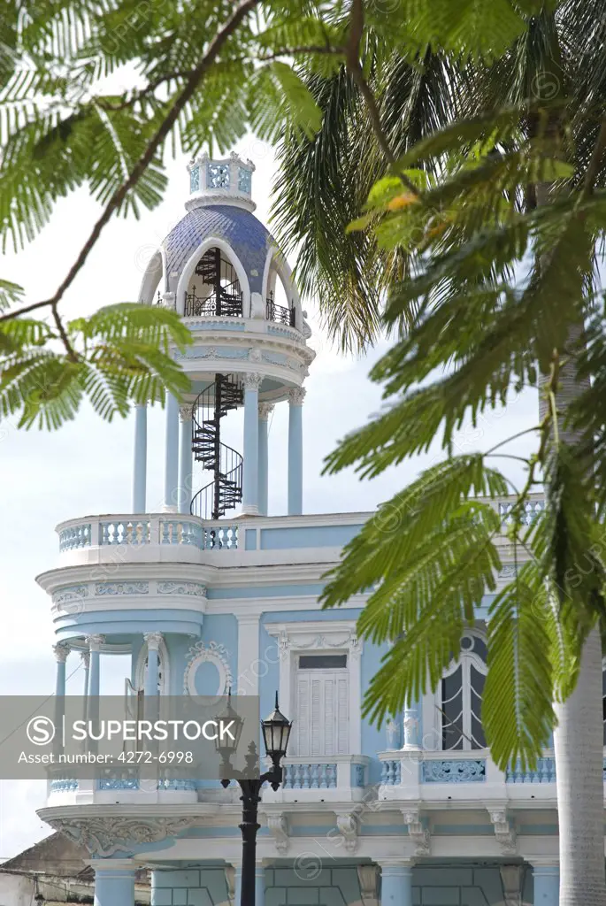 Cuba, Cienfuegos. Casa de Cultura Benjamin Duarte, Jose Marti Plaza