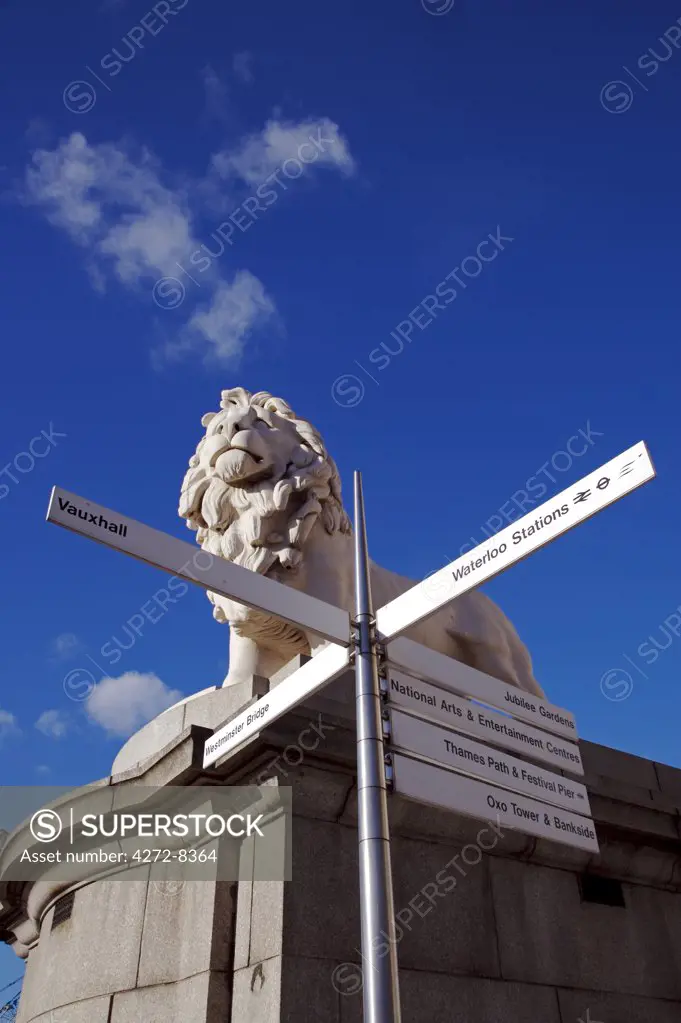 A stone lion guards the start of Waterloo Bridge