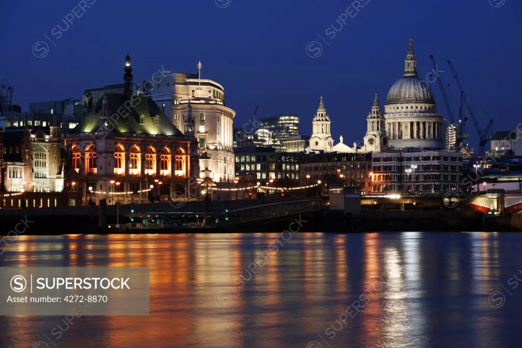 England, London, City of London. St. Paul's Cathedral.