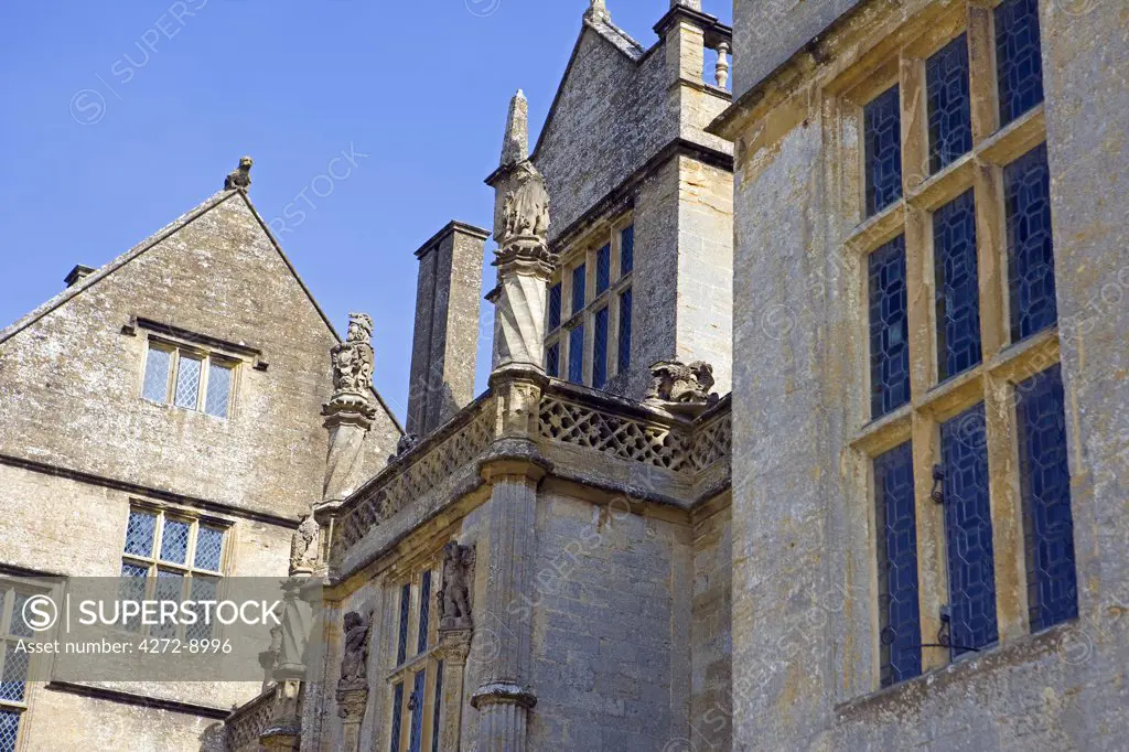 England, Somerset, Montacute. Montacute House - a magnificent Elizabethan renaissance Ham Hill stone manor house. It was the location for the 1995 'Sense and Sensibility' film and was described as as one of the glories of late Elizabethan architecture.