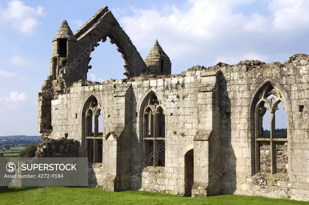 England, Shropshire, Shrewsbury.  Ruins of the Abbot's Hall of Haughmond Abbey, a 12th Century Augistinian abbey near Shrewbury.