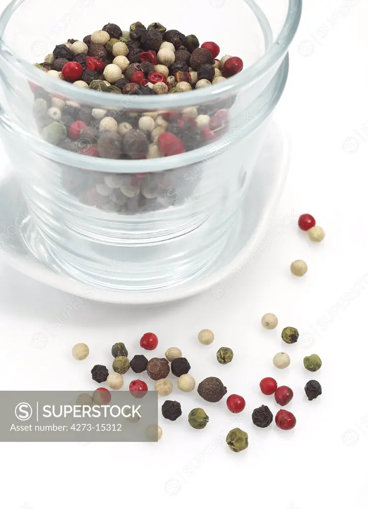 Five Peppercorns, piper nigrum, Black, Green, White, Pink and Jamaica Pepper, Berries against White Background