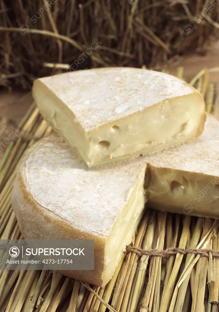 Reblochon, French Cheese from Savoie produced from Cow's Milk