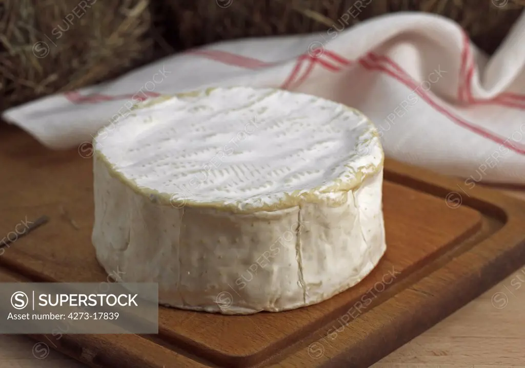 Brillat Savarin, French Cheese made with Cow Milk