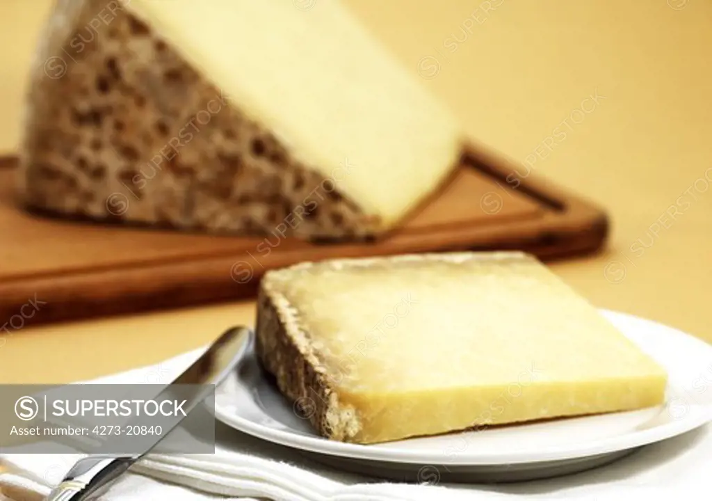 Cantal, French Cheese made from Cow's Milk