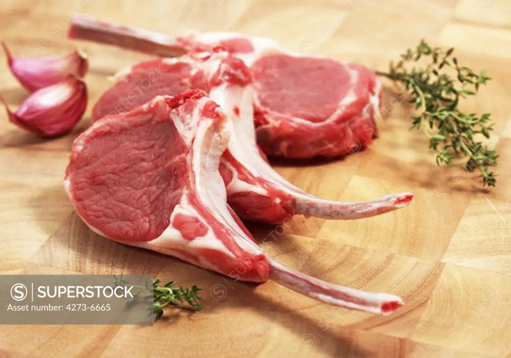 Fresh Lamb Chops With Thyme