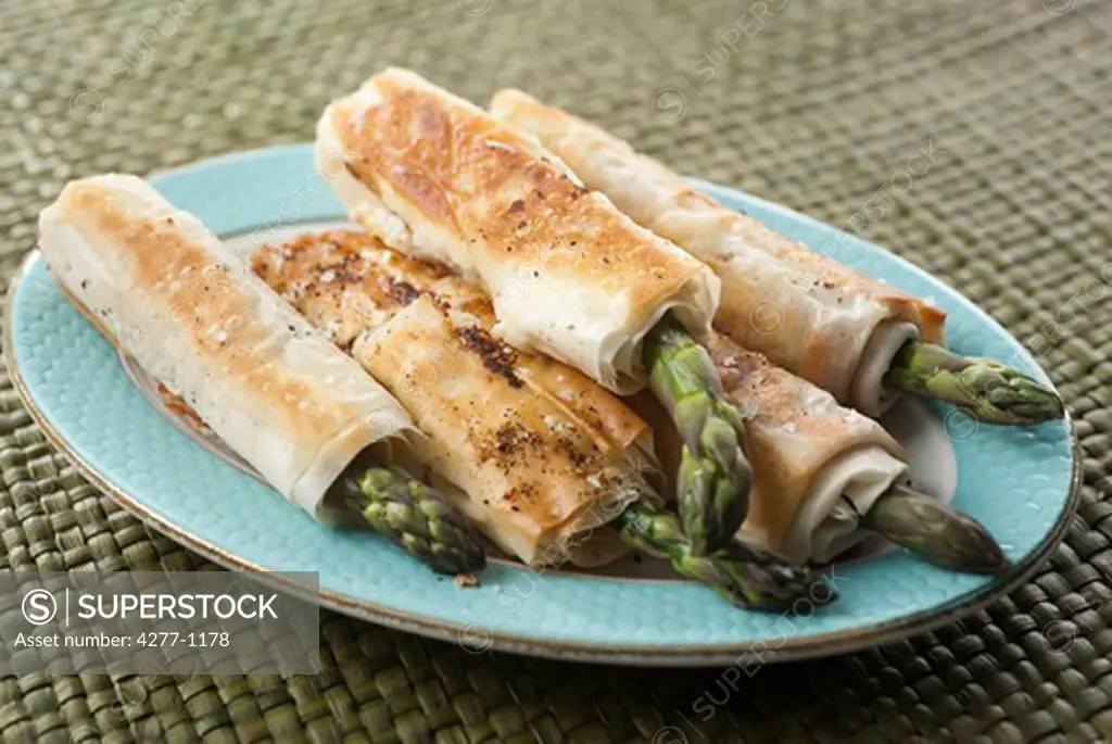 Asparagus wraps