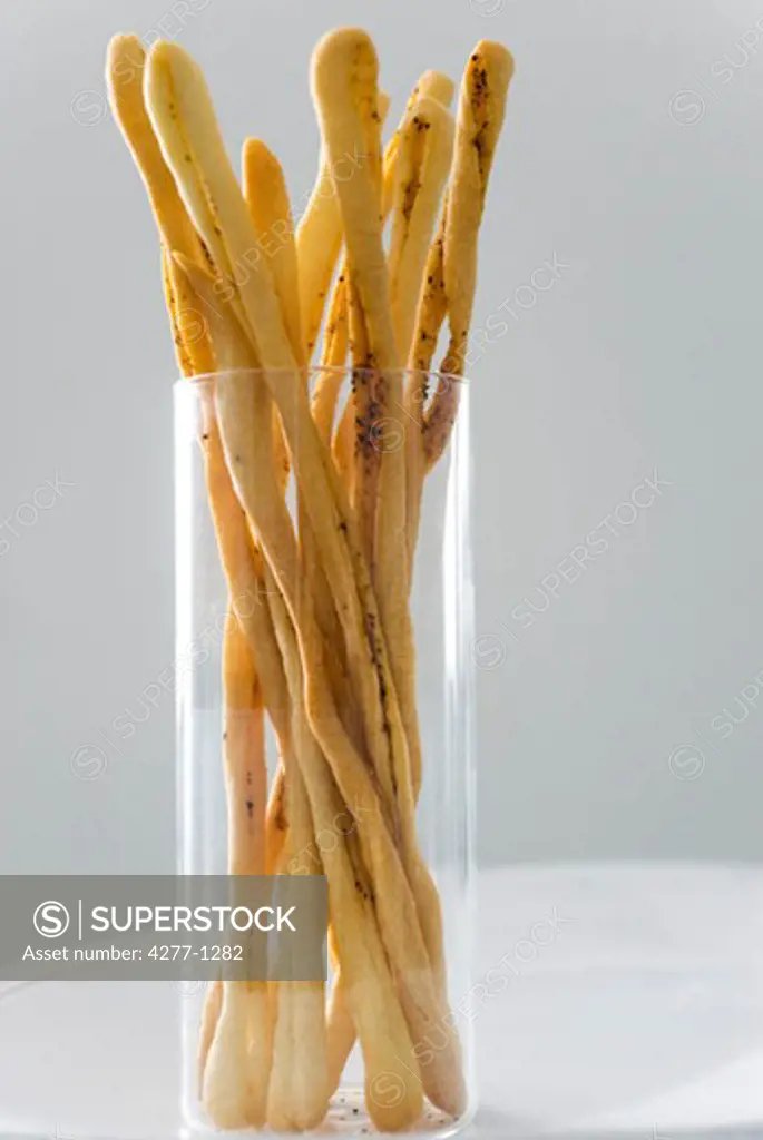 Breadsticks with espelette pepper