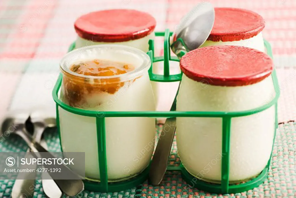 Yogurt with cantaloupe and basil jam