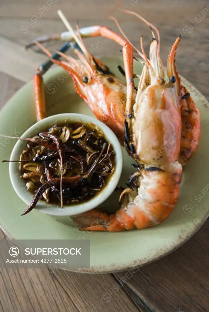Grilled shrimp with tamarind sauce