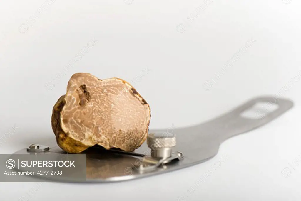 Truffle and truffle shaver