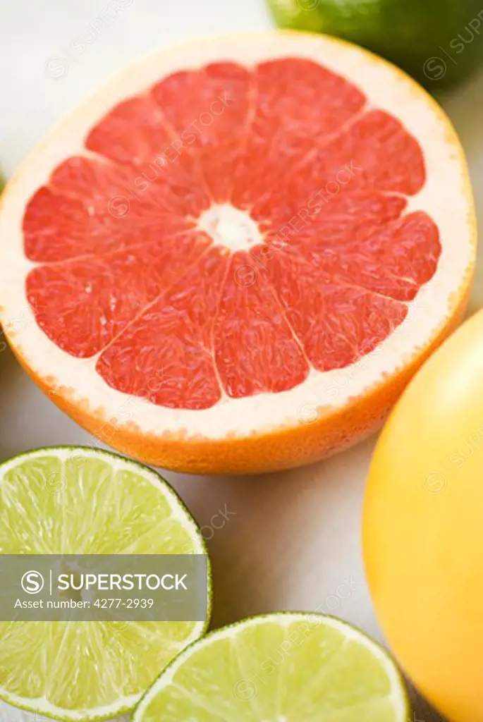 Grapefruit and lime halves
