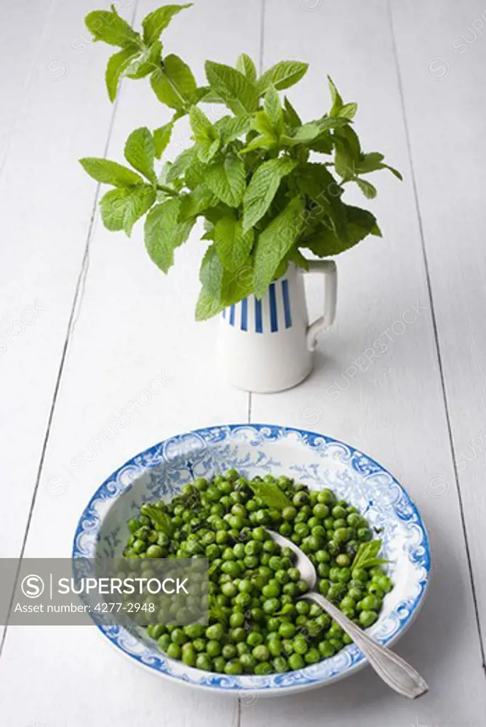 Peas with mint