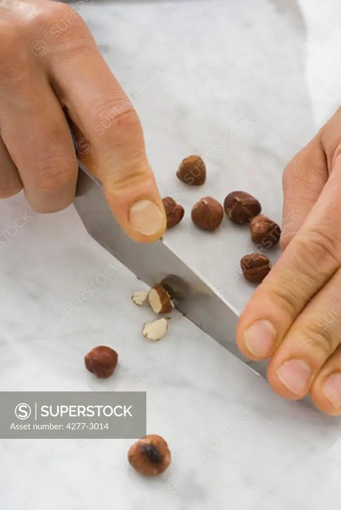 Slicing hazelnuts