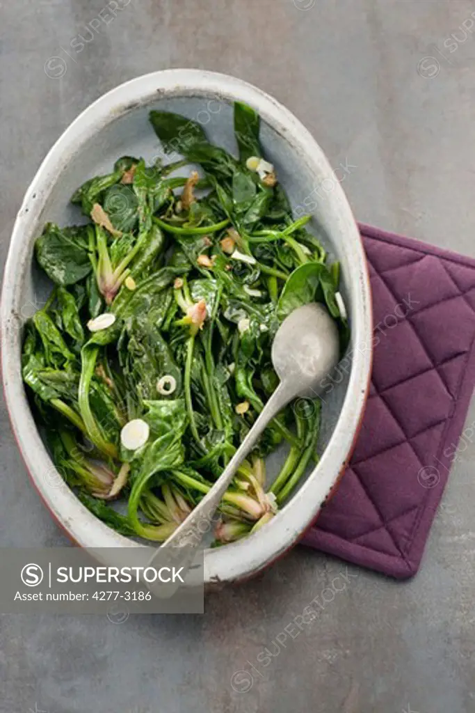 Spinach cooked in ginger