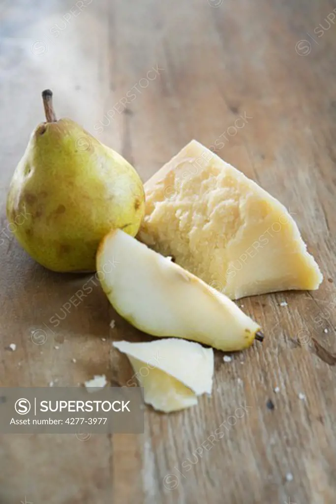 Ingredients pear and parmesan