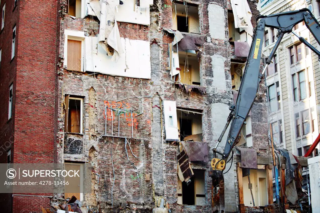 Demolition of Residential Apartment Block