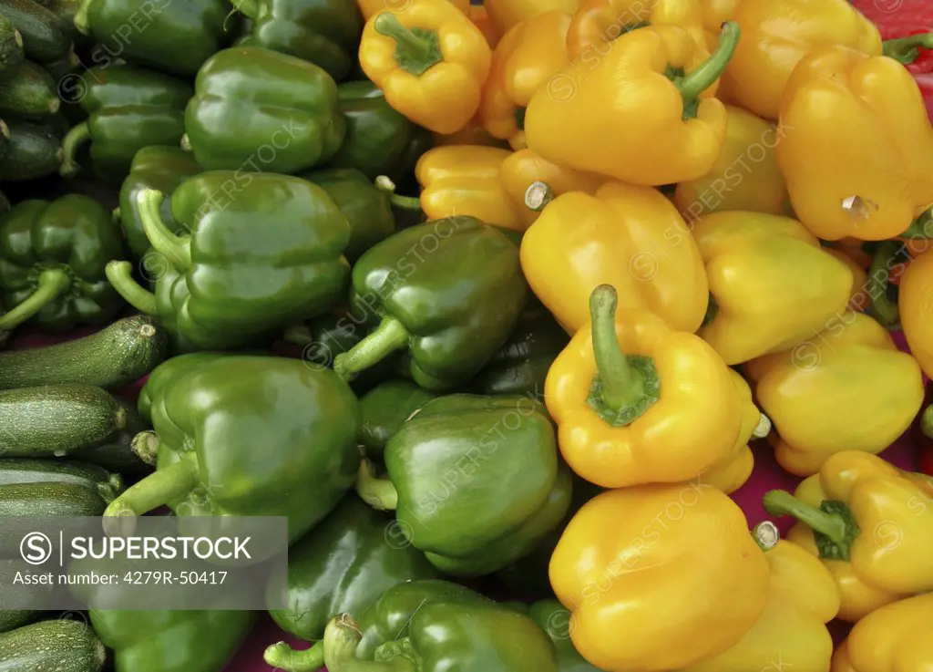 green and yellow capsicum