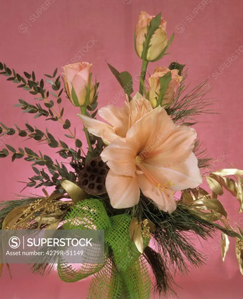 bouquet with amaryllis and roses