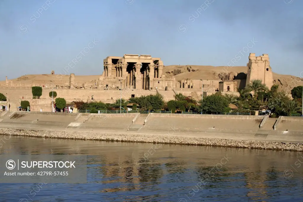 Egypt - temple at the nile
