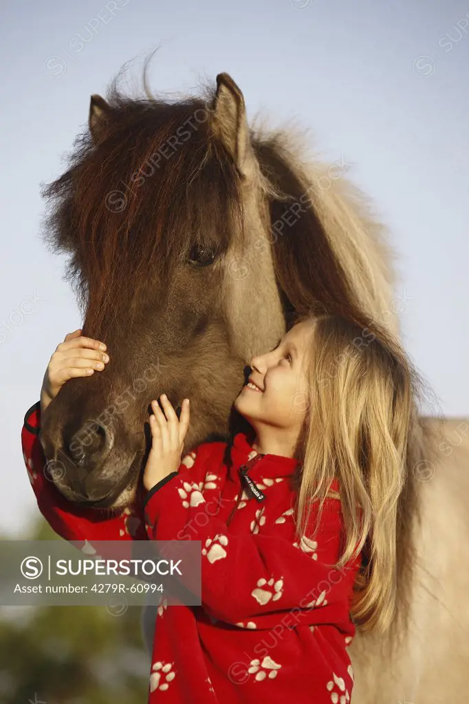 girl with Icelandic horse