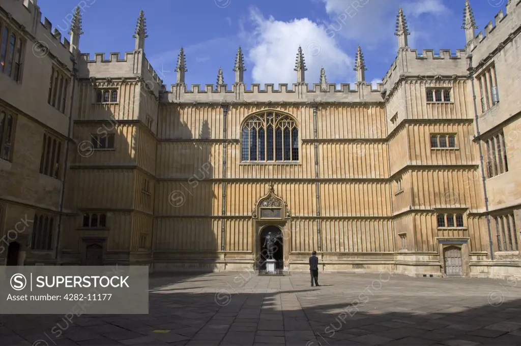 England, Oxfordshire, Oxford. Quadrangle of the Bodleian Library. The library is known informally to Oxford scholars as ""the Bod"" and was opened in 1602.